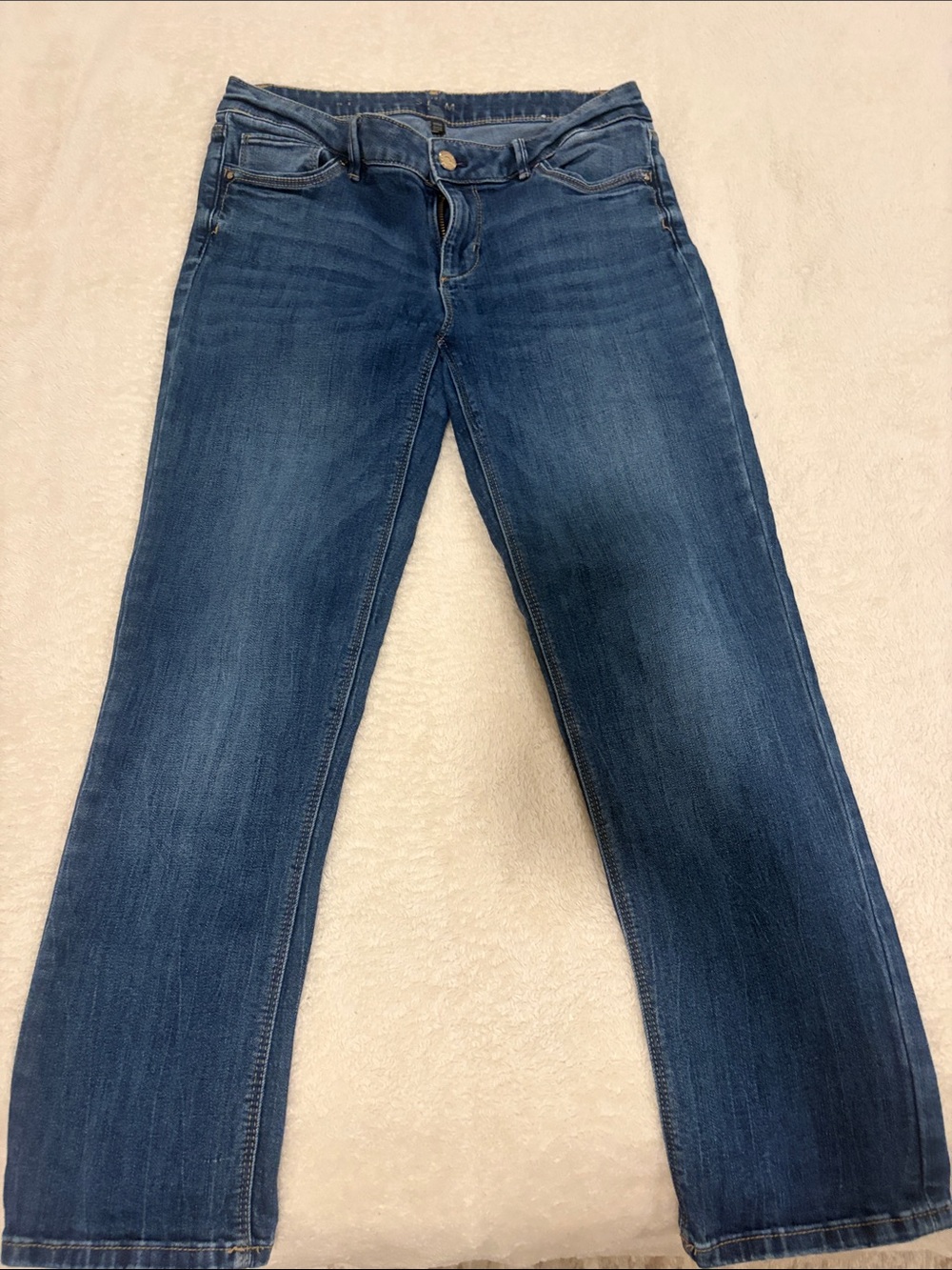 White House Black Market Women's Straight-Leg Jeans in Deep Blue Wash